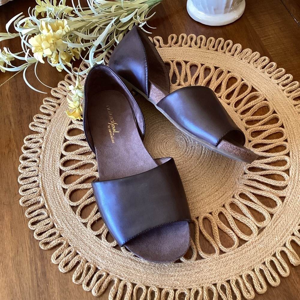 Naturalizer Natural Soul MADA Chocolate Brown Dorsay Flats, Size 8W